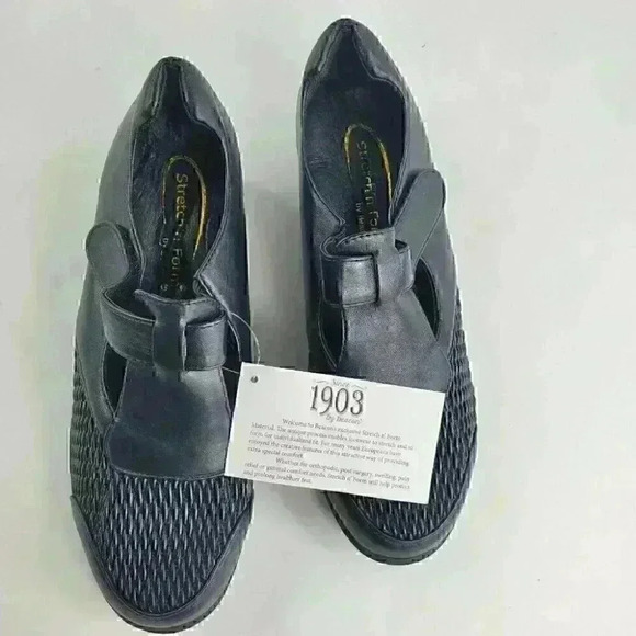 Stretch'n Form by Beacon Adjustable Strap Black Women Comfort Shoes Size 6W New - Picture 6 of 12